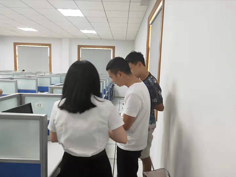 海創(chuàng)集成墻面.jpg